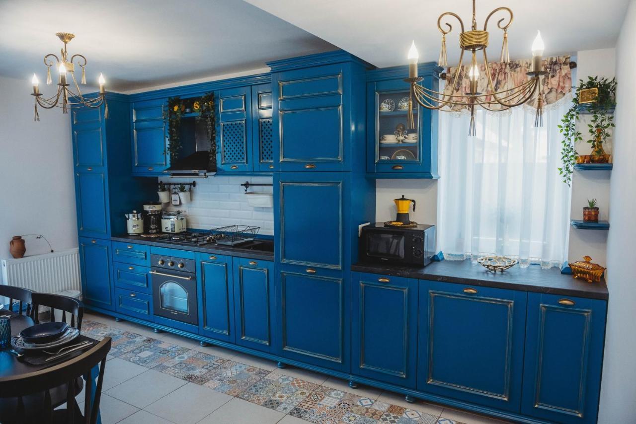 La Contessa Apartament Târgu Neamț Zewnętrze zdjęcie